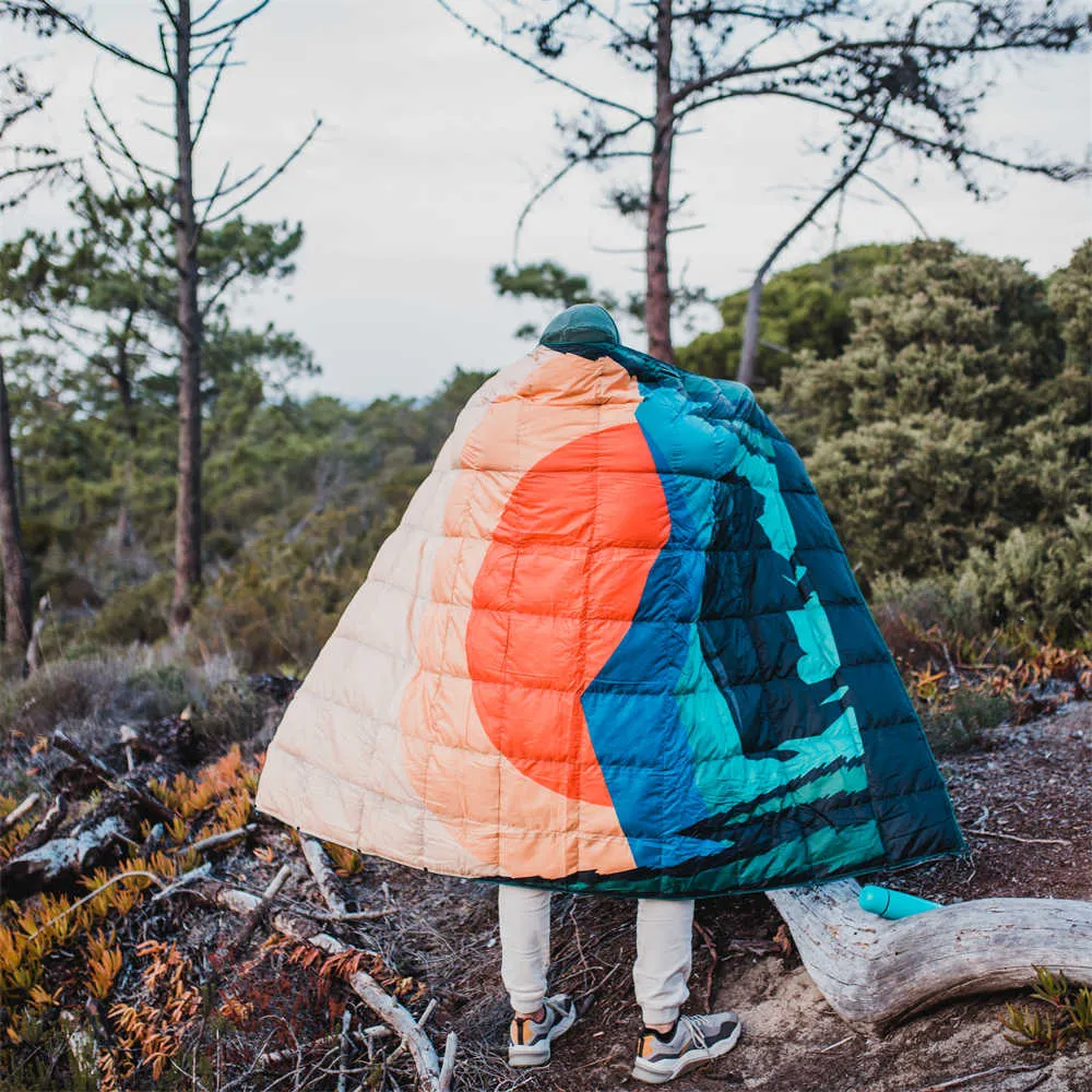 4Monster Down Puffy Camping Travel Blanket - Impression Sunrise