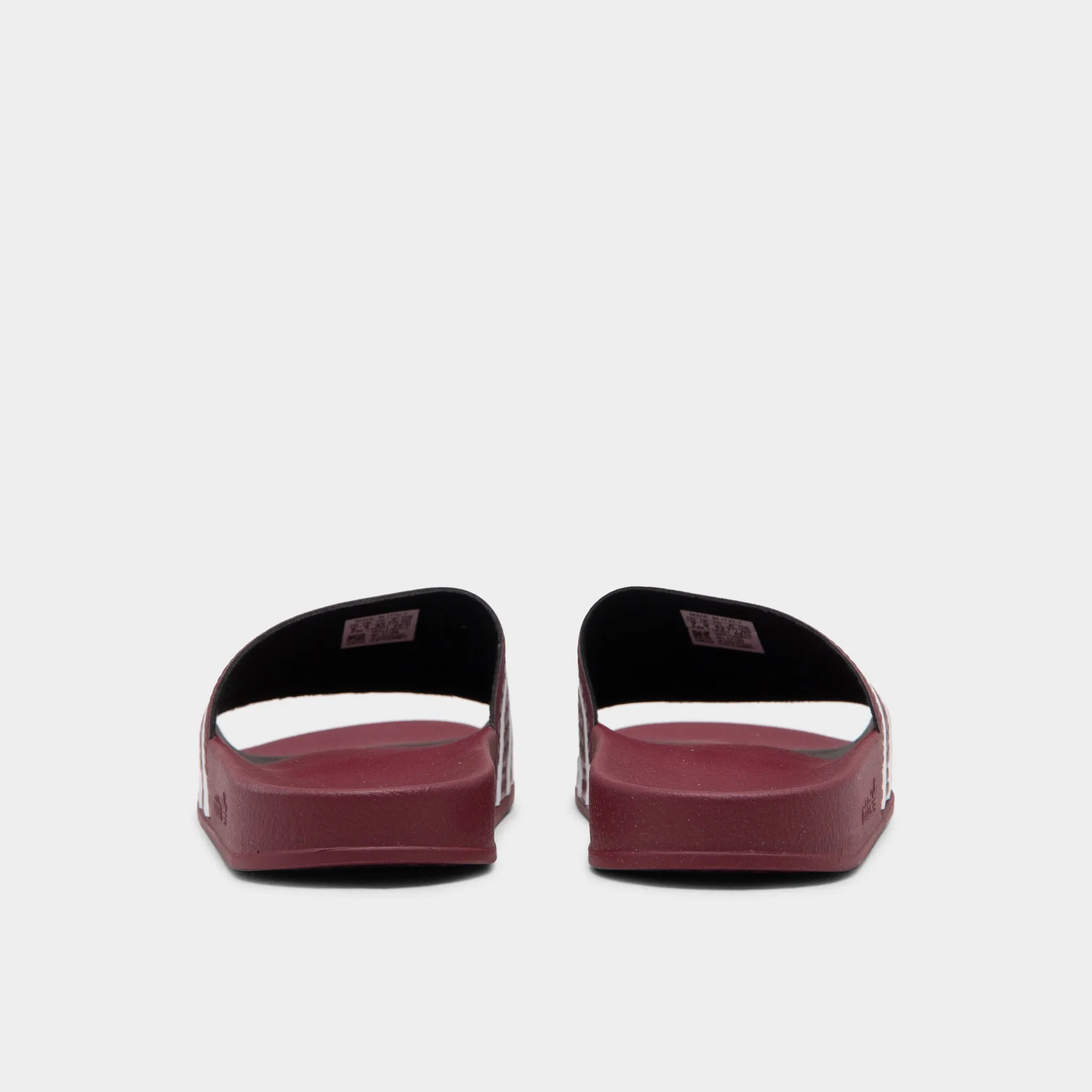 adidas Originals Adilette Slides Quiet Crimson / Cloud White - Quiet Crimson