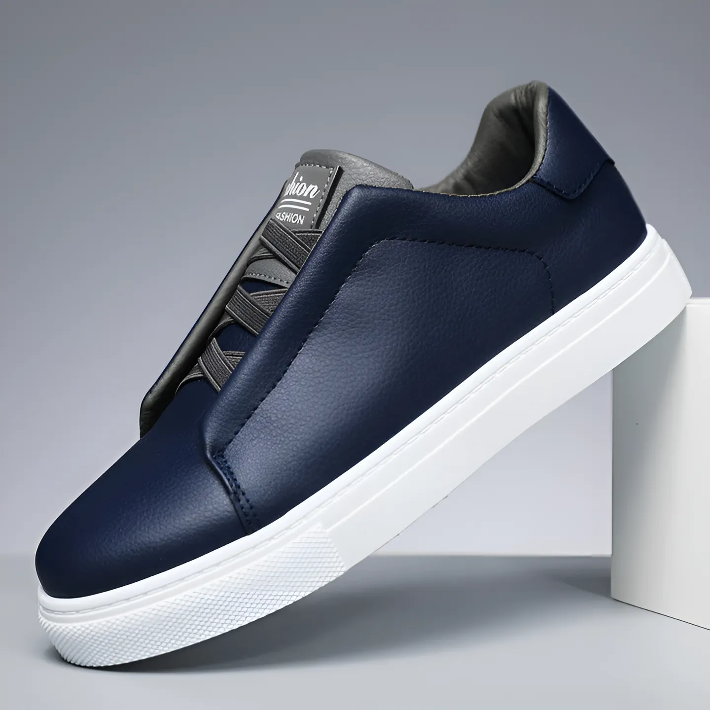 BRUCE™ - COMFORTABLE SLIP-ON SNEAKERS