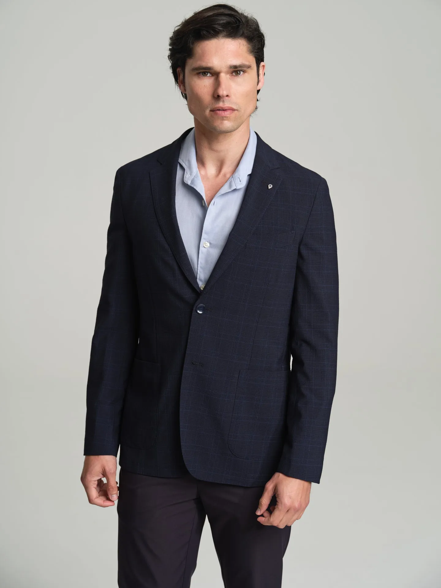 Packable slim fit check blazer