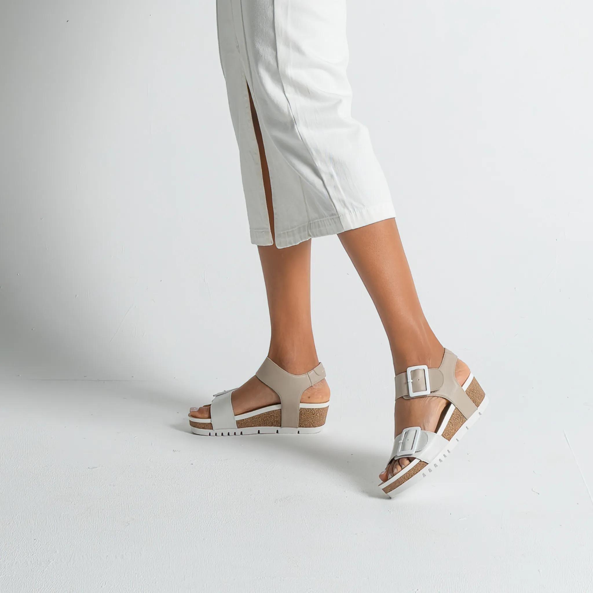 Quinn 02 Off White Kombi Leather Sandals